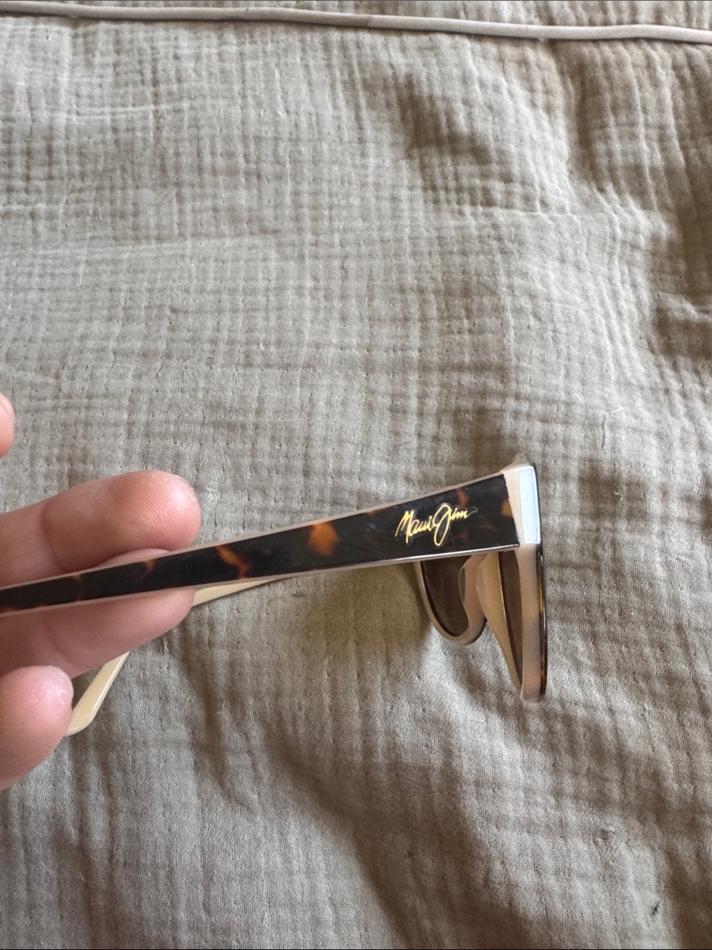 Maui Jim Venus Pool Tortoiseshell Round Women's Sunglasses - Brown Lenses - Picture 2 of 5